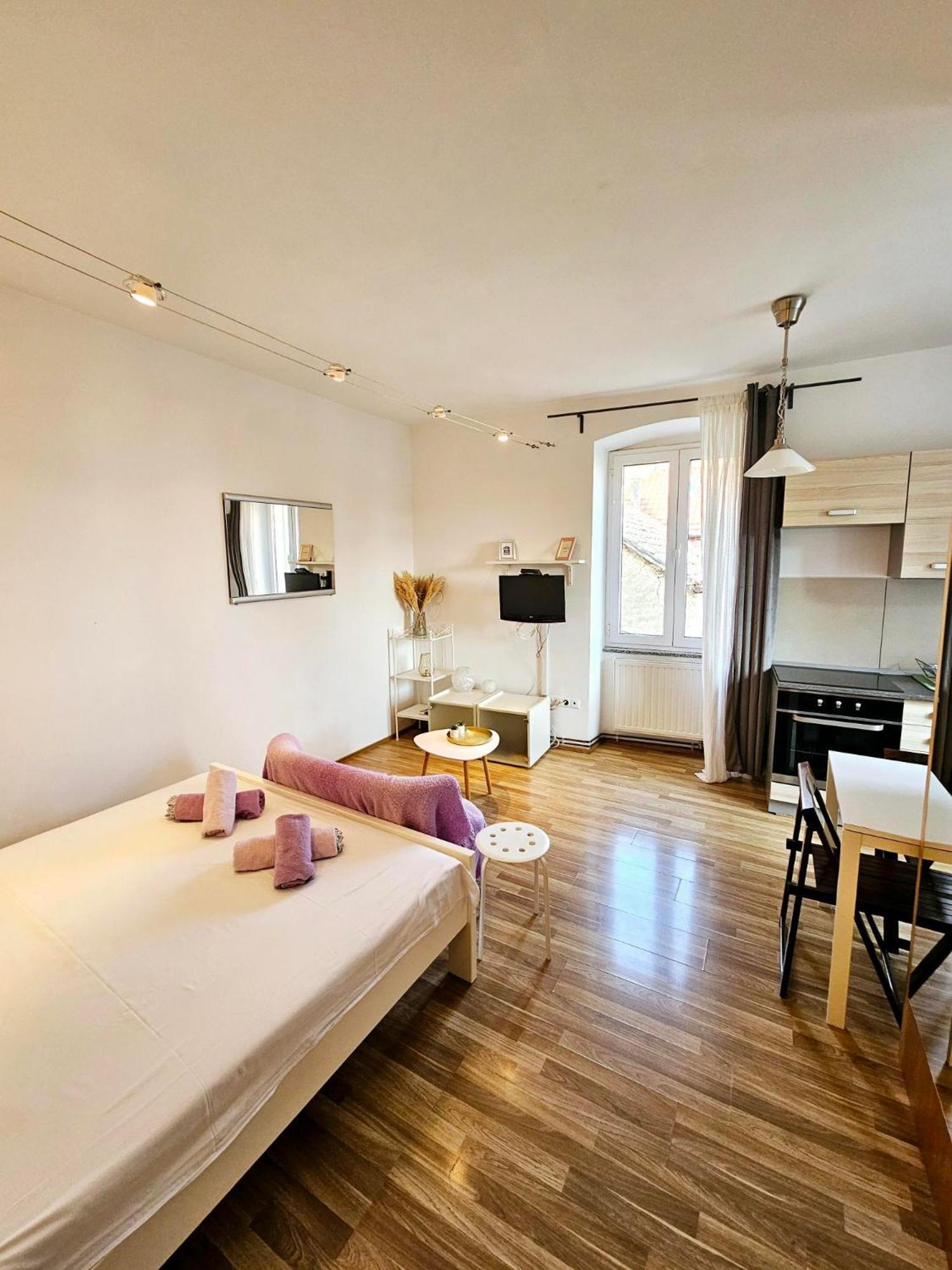 Enchanting Apartment 希贝尼克 外观 照片